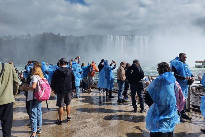 Niagara Falls Private Custom Tour from Toronto Area - Niagara Falls from the Canadian side: your core day with smart photo stops