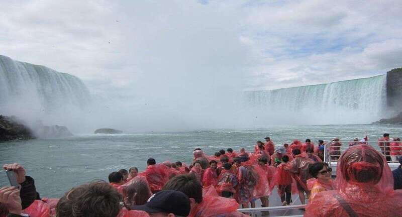 Niagara Falls Tour from Niagara Falls, Canada - Scenic road stops: Floral Clock, Dufferin Island, Niagara Power Plant, Clifton Hill