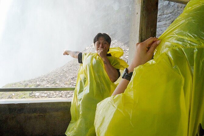 Niagara Falls Tour With Journey Behind the Falls & Boat Cruise - Hornblower Boat Cruise at Niagara City Cruises: Poncho Time