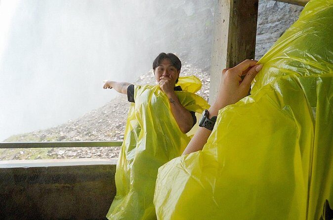 Niagara Falls Tour With Journey Behind the Falls & Boat Cruise - Seasonal Swap: Niagara Takes Flight Ride in Winter