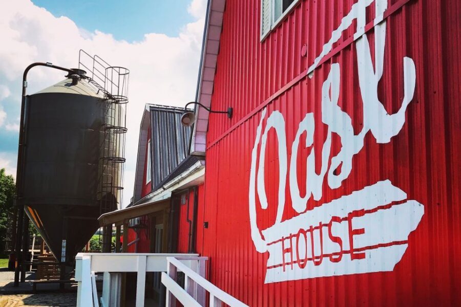 Niagara-on-the-Lake: Half-Day Wine, Beer & Charcuterie Tour - Guides, Hosts, and the Human Side of the Day