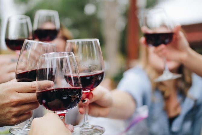 Niagara-on-the-Lake Small Group Wine Tour with Picnic Lunch - The Big Value: Wine Tastings Done With Structure