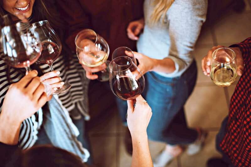 Niagara-on-the-Lake: Wine & Charcuterie Tour with Tastings - Pickup windows, timing, and how to avoid a rushed day