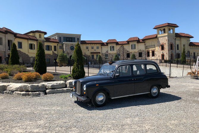 Niagara-on-the-Lake Wine Tour with Lunch -Private Tour in Classic English Cab - Stops 4 and 5: Caroline Cellars and Between the Lines for variety