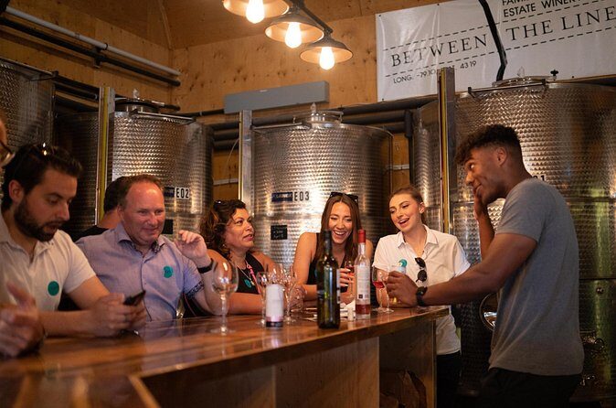 Niagara Taste Trio Winery Tours with Wine Tastings and Pairings - Niagara-on-the-Lake: why the town matters on a tasting tour