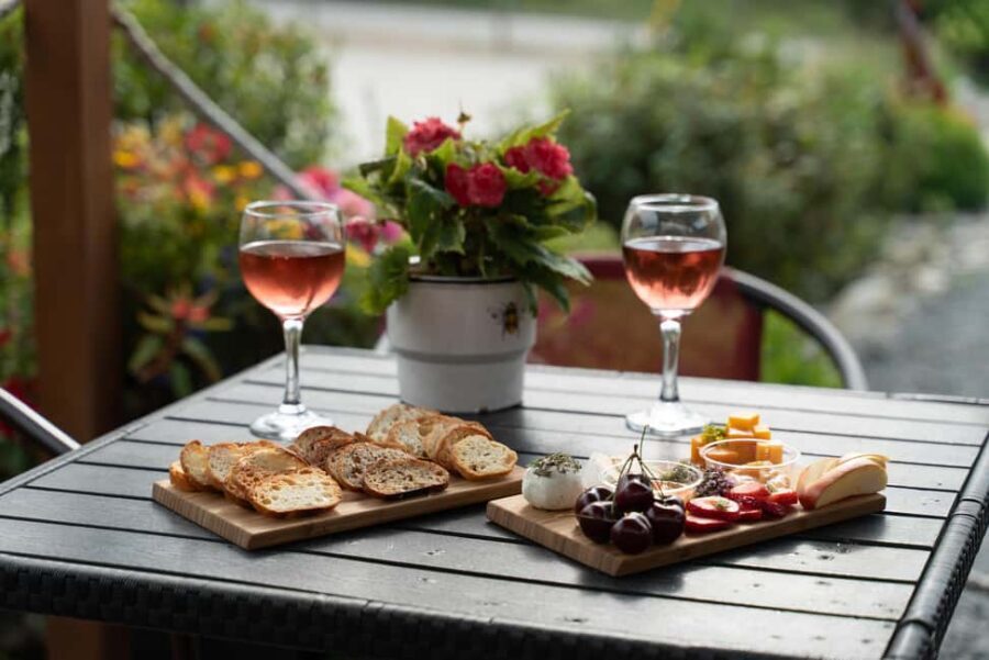 Okanagan Blackberry Fest; Wine Flights & Charcuterie Kelowna - U-Pick Blackberries: The Take-Home Pint