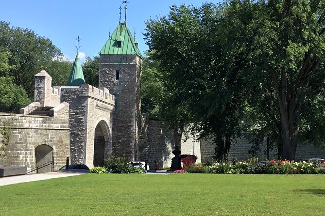 Old Quebec City Private Walking Tour : History and Nature - Old Quebec on Foot: The 2.5-Hour Pace That Actually Works