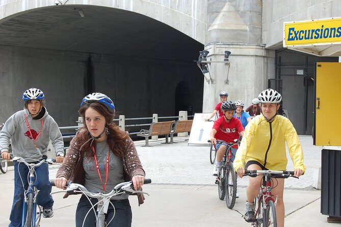 Ottawa 200th Anniversary Landmarks - Why Ottawa’s car-free pathways make this tour feel easy