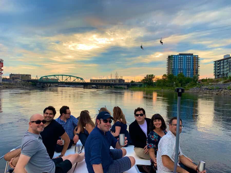 Ottawa: Downtown Yacht Cruise - Thur-Sun - 6 PM to 7 PM - Who This Cruise Suits Best—and Who Should Skip It