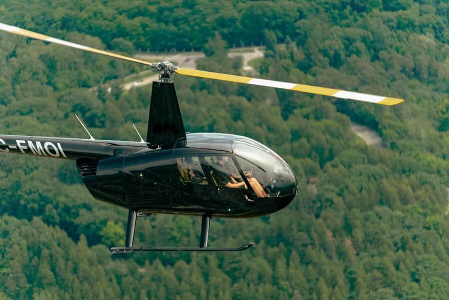 Ottawa Helicopter Tour: Fall Colors in Gatineau Park - Fall Colors and Gatineau Park, Seen the Way Your Feet Can’t