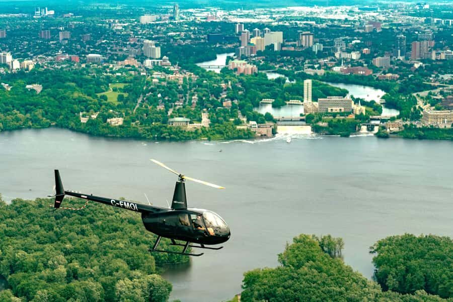Ottawa Helicopter Tour: Fall Colors in Gatineau Park - What You’ll See: Route Highlights Over Ottawa and Gatineau