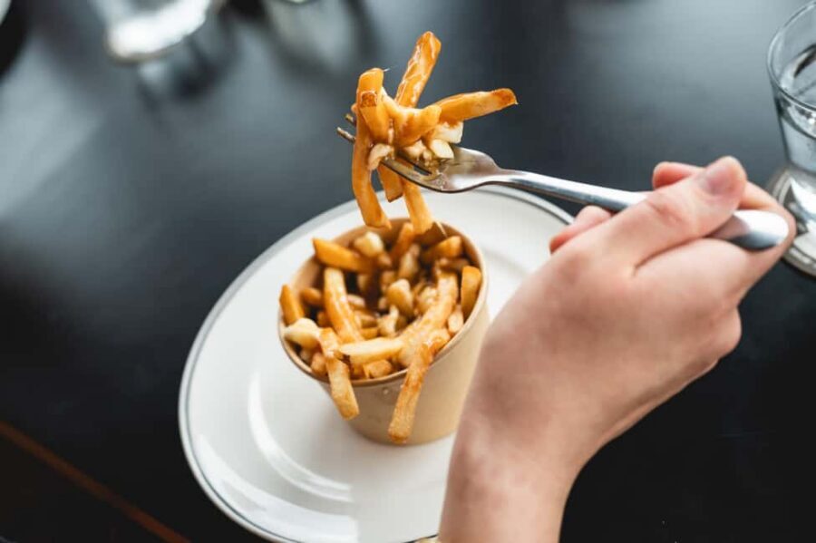 Ottawa: Most Unique Poutine Tour - Where you meet: McLeod Street and a white-shirt clue