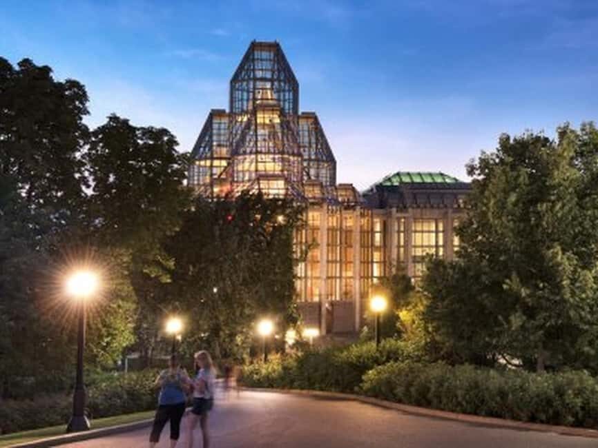 Ottawa: National Gallery of Canada Admission - Who should book this admission experience?