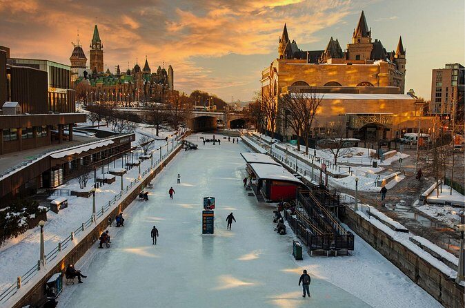 Ottawa Scavenger Hunt and Highlights Self Guided Audio Tour - The walk plan: 2.4 km, about 34 minutes of walking, and time to breathe