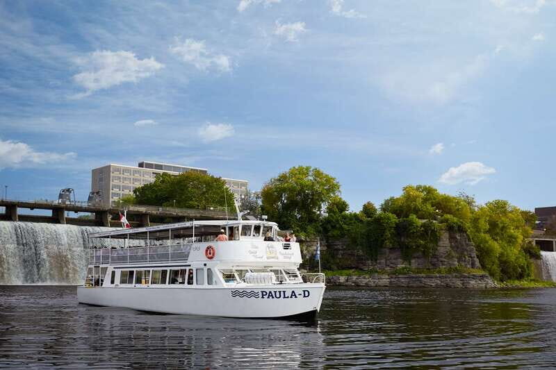 Ottawa: Sightseeing River Cruise - The boat: Paula D, decks, and how to choose your seat