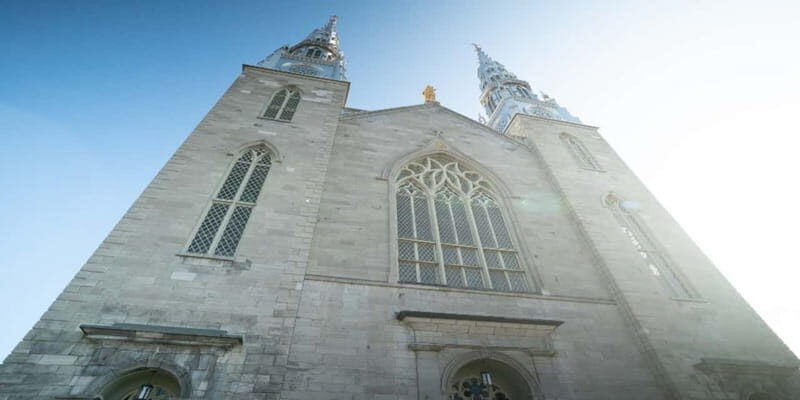 Ottawa: Small-Group Walking Tour with Boat Cruise - Who this tour is best for (and who might skip it)