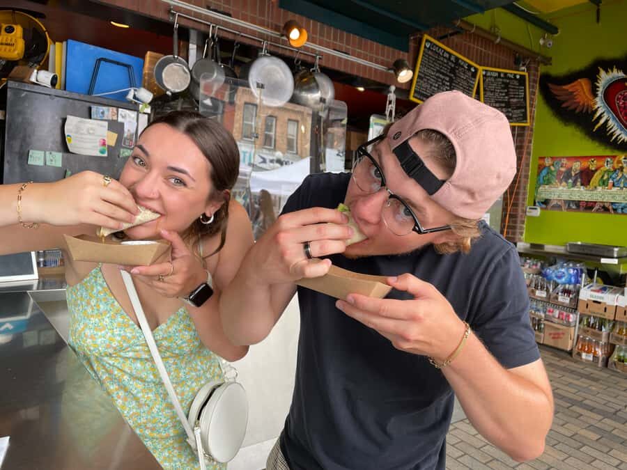 Ottawa: Taste of the ByWard Market Food Tour - Beavertail and the sweet-stop strategy