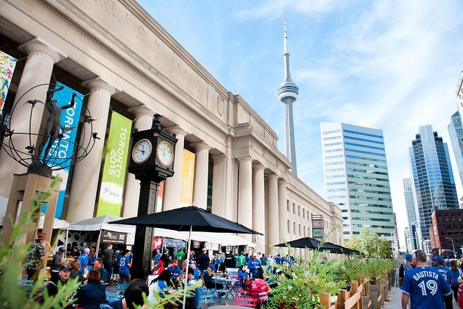 PATH - A Walking Tour of Toronto's Underground City - Stop 1: Union Station, Old and New in One Massive Place