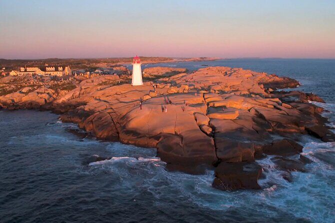 Peggy's Cove and Lunenburg Tour (small group) - The drive to Peggy’s Cove: coast views with guided context