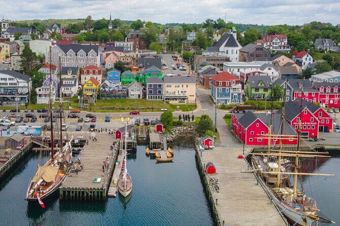 Peggy's Cove, Lunenburg and Titanic Cemetery Full Day Tour - Key things to notice before you go