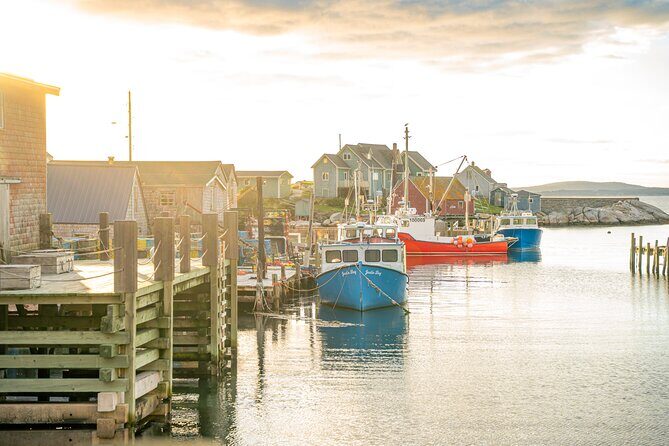 Peggy's Cove Sunset tour - The comfy ride: small-group van + guided commentary