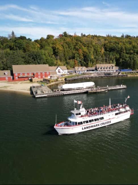 Penetanguishene: Afternoon Sightseeing Cruise - Rocky Grand Shoreline Views From a Moving Perspective