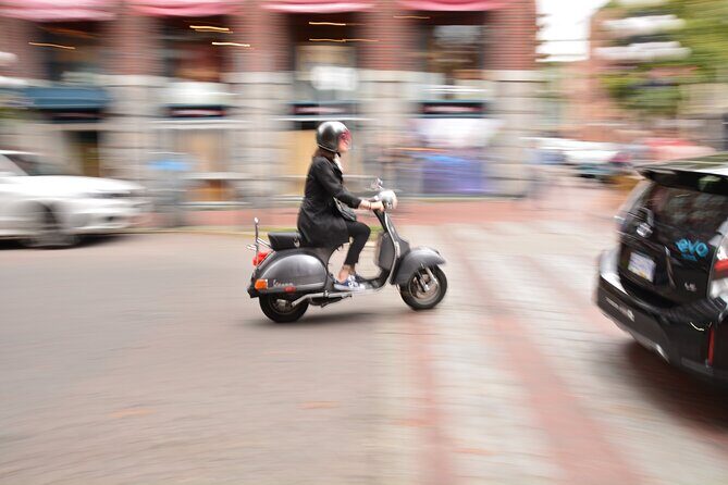 Photography & Walk at Night - The walk route in Gastown: what to watch for while you’re moving