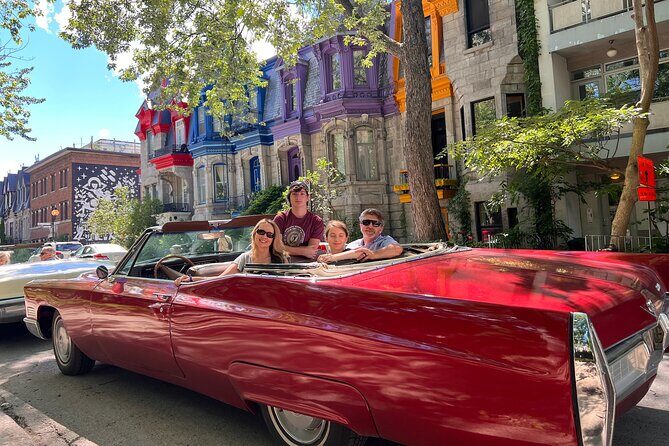 PRIVATE 3-hour COMPLETE tour of Montréal in convertible Cadillac - Chinatown route: market street vibes and easy food choices