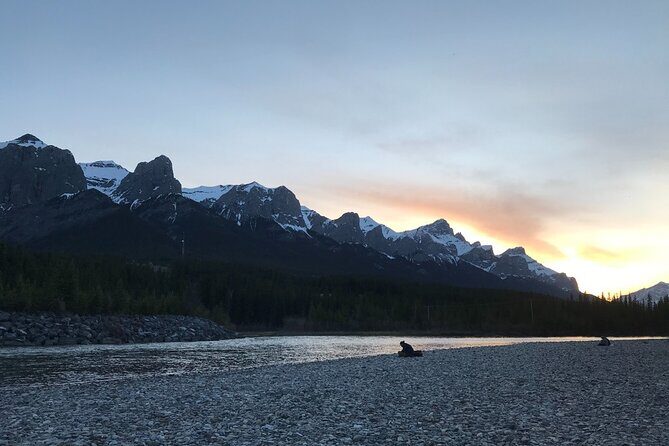 Private Airport Transfer: Calgary to Banff, Canmore, Lake Louise - Luggage, Group Size, and the Trailer Option for Up to 14