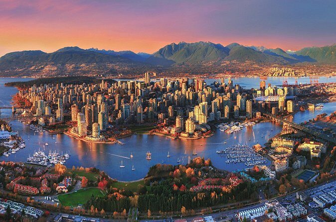 Private Airport Transfer to Vancouver Downtown and Canada Harbour - Driver Experience: Rodrigo’s Communication and Calm Focus