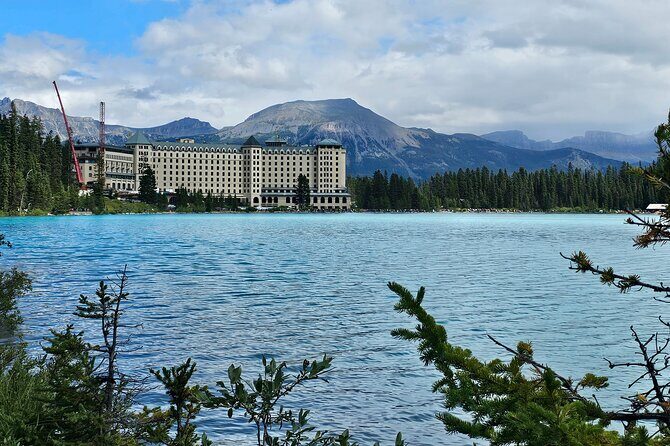 Private Banff Tours - Stop 2: Bow Falls and the easy walking break
