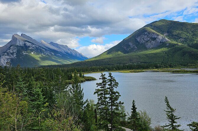 Private Banff Tours - Stop 1: Lake Minnewanka for quick wow-factor photos