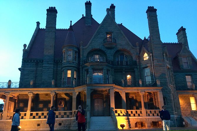 Private Deluxe Tour of Victoria & to Butchart Gardens (5 hrs) - Craigdarroch Castle and the Scenic Stops You Don’t Want to Miss