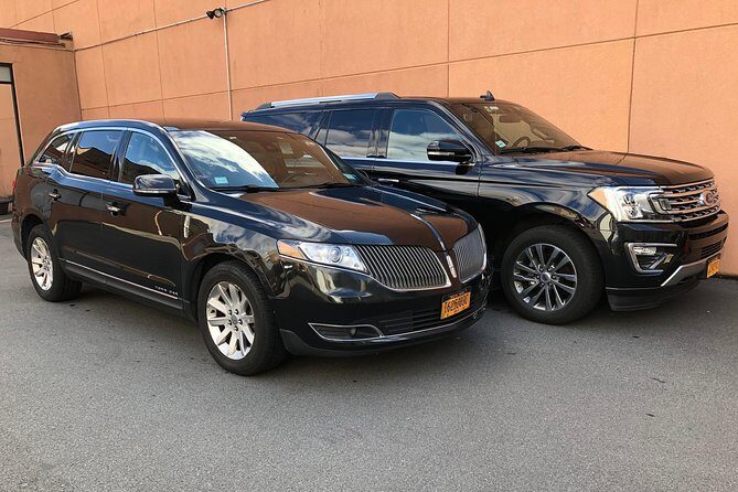 Private Departure Transfer to Quebec Airport YQB - Price and vehicle choices: sedan vs SUV for groups