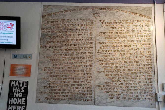 Private Jewish Walking Tours in Toronto - The walk toward Henry St: commercial history you can feel