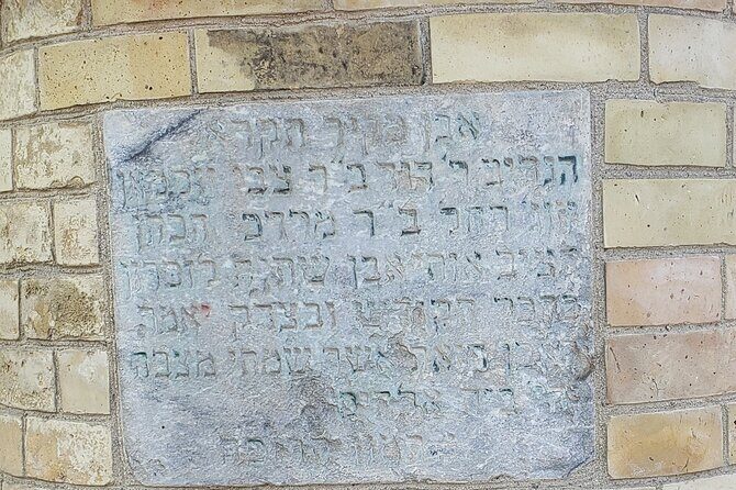 Private Jewish Walking Tours in Toronto - Cecil Street: the institutional hub, Labour Zionism, and the community centre
