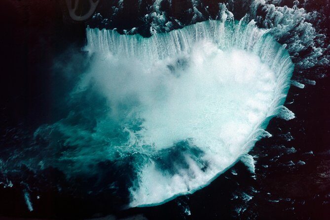 Private Niagara Falls Tour in a SUV - Private SUV Pickup: Getting Out of Toronto Without the Hassle
