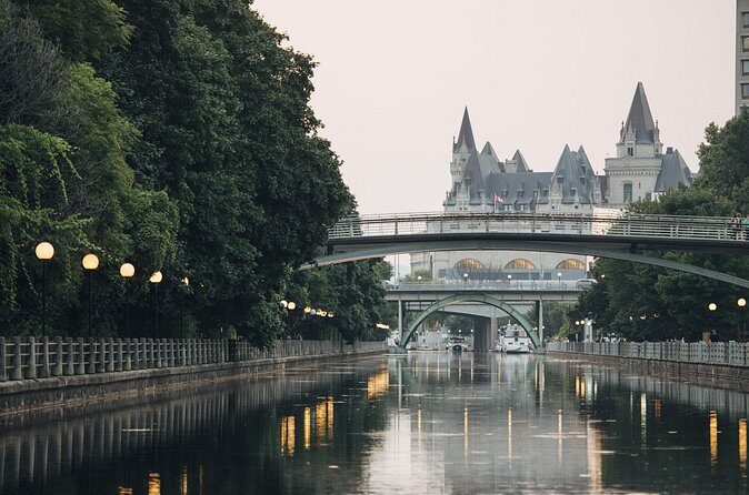 Private Ottawa City Highlights Walking Tour - Major’s Hill Park: Views, Walkways, and a Pause from Sights