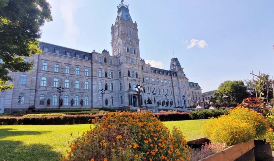 Private Québec City walking tour with Lenny. - English, French, or Italian guiding: pick the tone you want