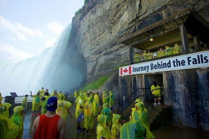 Private-Safe Transfer from Niagara Falls, Canada to Buffalo Intl, Airport (BUF) - Entering The Transfer Zone: From Niagara Falls to BUF