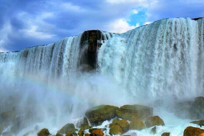 Private-Safe Transfer from Niagara Falls, Canada to Buffalo Intl, Airport (BUF) - Groups, Privacy, and When This Makes the Most Sense