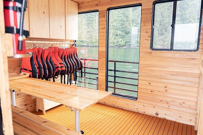 Private Sauna Boat Experience in Vancouver - Indian Arm Provincial Park: the views that make the sauna feel bigger