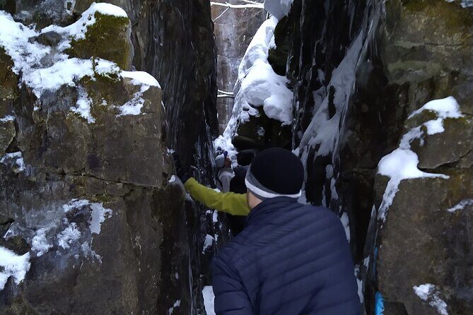 Private Singhampton Caves Snowshoe, Collingwood/Blue Mountain - The 2.5–3 Hour Plan: From Forest Steps to Cave Steps