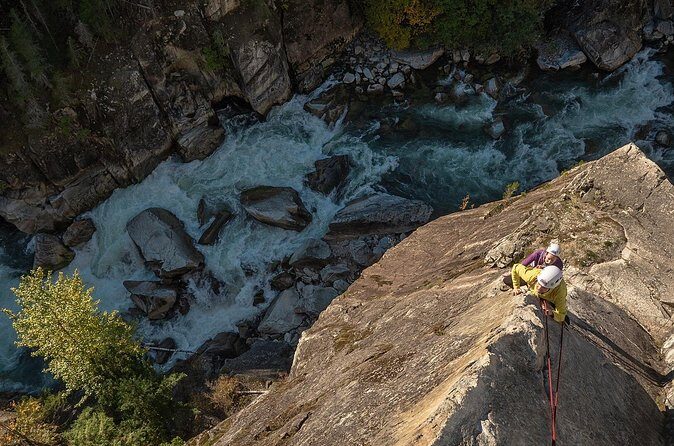 Private Squamish Rock Climbing - Weather, fitness, and what to pack so the day stays fun