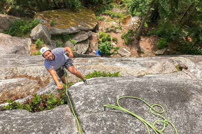 Private Squamish Rock Climbing - The rhythm of an 8-hour private session