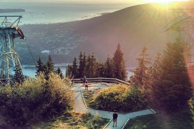 Private Tour: Capilano Suspension Bridge and Grouse Mountain - How a private 5-hour day from Vancouver really feels