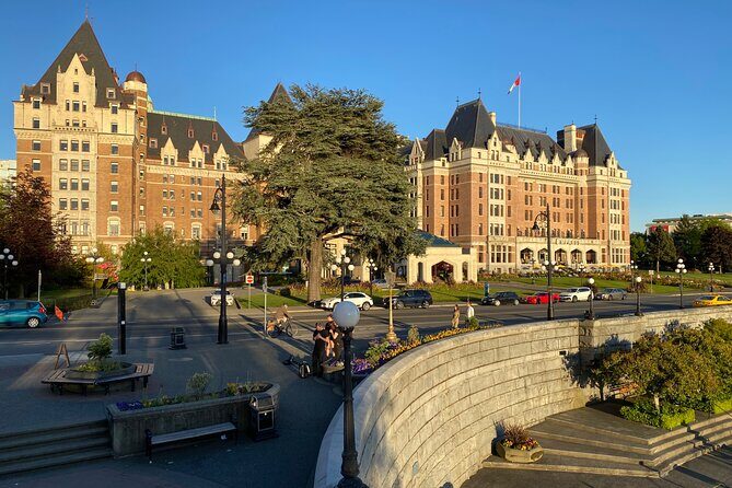 Private Tour of Gorgeous Victoria and to Butchart Gardens! (4 hr) - Fisherman’s Wharf, plus the BC Legislature drive-by