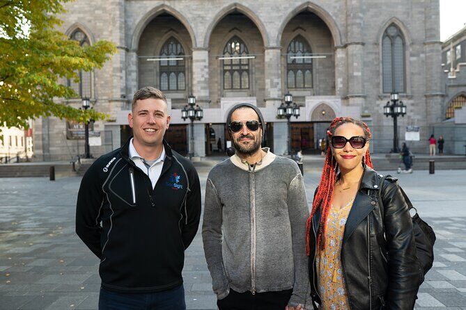 Private Tour of Montreal with River Cruise + Notre Dame - Price and group value for up to 6 people