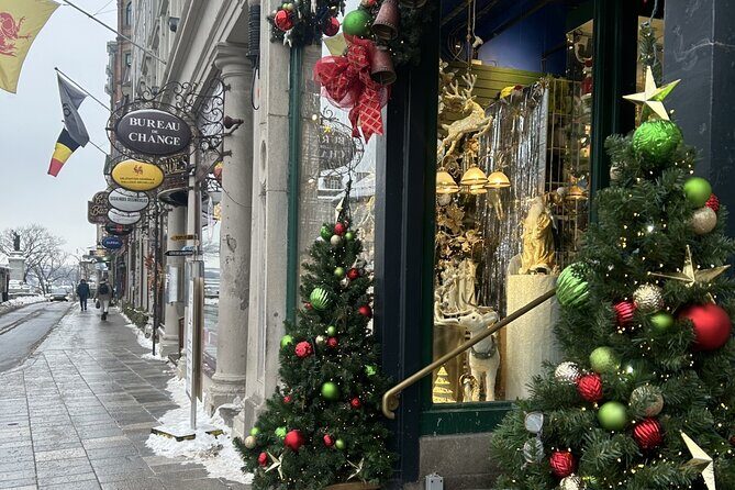 Private tour of Quebec City 4 hours - Le Grand Marché de Québec: a short stop for real local tastes