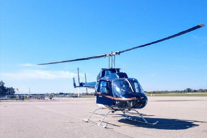 Private Tour: Romantic Niagara Falls Helicopter Flight - The Deluxe route: wine country, Lake Ontario, Niagara-on-the-Lake, then the falls